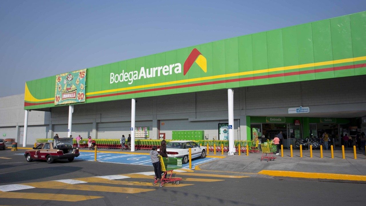 Easily manage WhatsApp account growth: Use the WhatsApp customer acquisition system for greater efficiency.